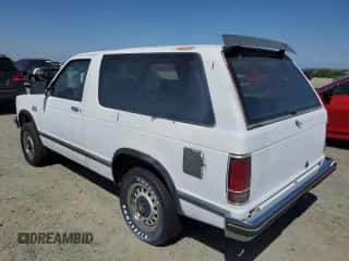 1988 Chevrolet Blazer с VIN 1GNCT18RXJ8123795, выставлен на аукционе Copart как лот 55357225 с пробегом 161 348 миль миль и На запчасти • Non repairable. История ставок и продаж доступна на DreamBid. Изображение 2.