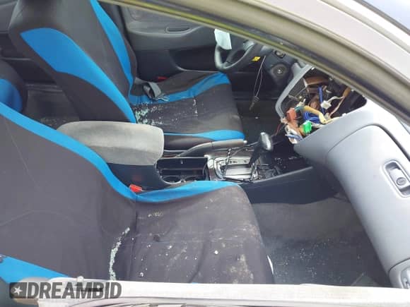 2002 Honda Accord VP with VIN 1HGCF86652A172271, listed as a IAAI auction lot 41679326 with 119,032 mi miles and . Bid and sale history available at DreamBid. Image 5.