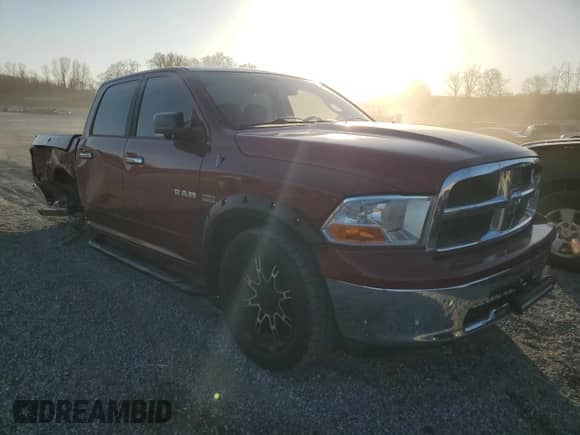 2011 Ram 1500 SLT z VIN 1D7RB1CT0BS587312, wystawiony jako Copart lot #49057465 z przebiegiem 258 377 mil mil oraz Szkoda całkowita • Salvage title. Historia ofert i sprzedaży dostępna na DreamBid. Obrazek 4.
