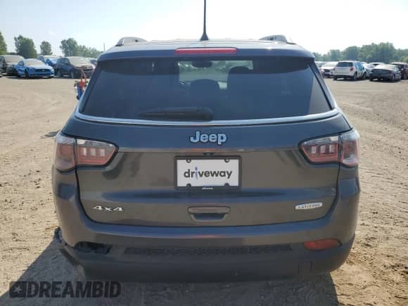 2018 Jeep Compass Latitude with VIN 3C4NJDBBXJT253257, listed as a Copart auction lot 65964955 with 60,088 mi miles and Clean title. Bid and sale history available at DreamBid. Image 6.