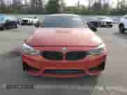 2015 BMW M3 z VIN WBS3C9C51FP803635, wystawiony jako Copart lot #84215735 z przebiegiem 37 398 mil mil oraz Szkoda całkowita • Salvage title. Historia ofert i sprzedaży dostępna na DreamBid. Obrazek 5.