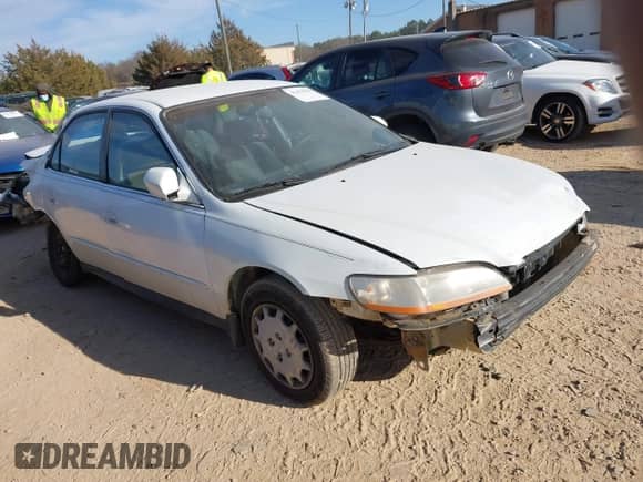 2001 Honda Accord LX with VIN 1HGCG56401A099254, listed as a IAAI auction lot 42606489 with 274,854 mi miles and . Bid and sale history available at DreamBid. Image 1.