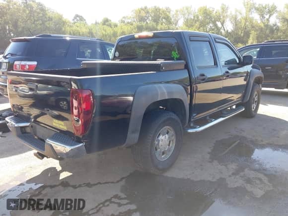 2007 Chevrolet Colorado 2LT z VIN 1GCDS13E678214480, wystawiony jako IAAI lot #43325546 z przebiegiem 161 729 mil mil oraz . Historia ofert i sprzedaży dostępna na DreamBid. Obrazek 4.