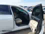 2014 Hyundai Equus Ultimate z VIN KMHGH4JH1EU083971, wystawiony jako IAAI lot #43242212 z przebiegiem 58 716 mil mil oraz . Historia ofert i sprzedaży dostępna na DreamBid. Obrazek 5.