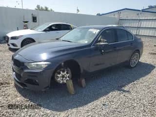 2016 BMW 3 Series 340i xDrive с VIN WBA8B7C55GK703327, выставлен на аукционе Copart как лот 68162875 с пробегом 76 185 миль миль и Списание • Salvage title. История ставок и продаж доступна на DreamBid. Изображение 1.
