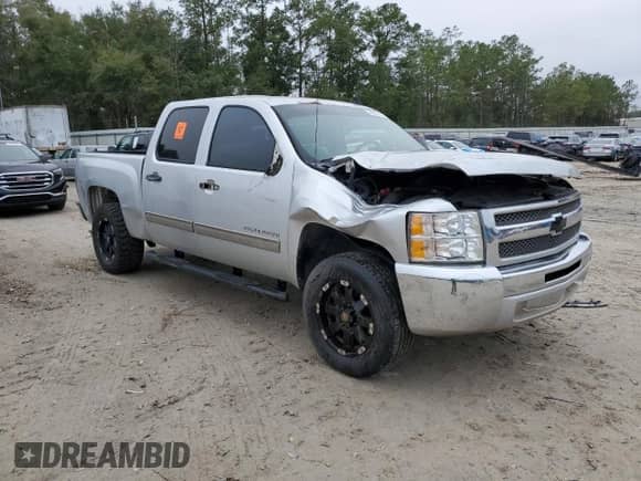 2013 Chevrolet Silverado 1500 LT z VIN 3GCPCSEA0DG113306, wystawiony jako Copart lot #85650634 z przebiegiem 126 002 mil mil oraz Szkoda całkowita • Salvage title. Historia ofert i sprzedaży dostępna na DreamBid. Obrazek 4.