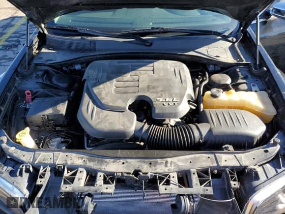 2016 Chrysler 300 C с VIN 2C3CCAEG9GH342833, выставлен на аукционе Copart как лот 85497515 с пробегом 108 441 миль миль и Чистый • Clean title. История ставок и продаж доступна на DreamBid. Изображение 11.