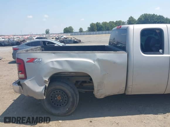 2008 GMC Sierra 1500 SLT with VIN 1GTEK19J48Z170516, listed as a IAAI auction lot 42999593 with 219,814 mi miles and . Bid and sale history available at DreamBid. Image 19.