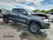 2017 Toyota Tacoma SR5 с VIN 3TMDZ5BN5HM017544, выставлен на аукционе Copart как лот 71926035 с пробегом 117 939 миль миль и Списание • Salvage title. История ставок и продаж доступна на DreamBid. Изображение 4.