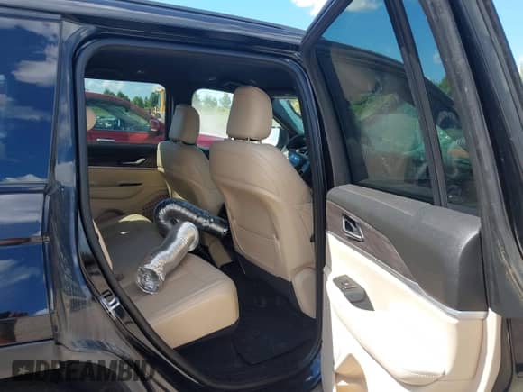 2023 Jeep Grand Cherokee Limited with VIN 1C4RJHBG0PC512461, listed as a IAAI auction lot 43075577 with 45,712 mi miles and . Bid and sale history available at DreamBid. Image 8.