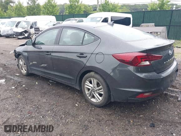 2020 Hyundai Elantra SEL with VIN 5NPD84LF6LH552739, listed as a IAAI auction lot 42684237 with 30,415 mi miles and . Bid and sale history available at DreamBid. Image 3.