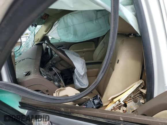 2010 Chevrolet Tahoe LT with VIN 1GNUKBE07AR189668, listed as a Copart auction lot 83973225 with Not provided miles and Salvage title. Bid and sale history available at DreamBid. Image 7.