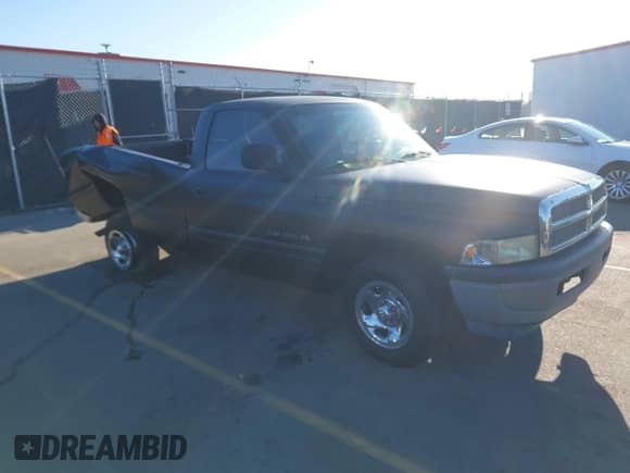 1998 Dodge 1500 с VIN 1B7HC16X9WS675802, выставлен на аукционе IAAI как лот 41588459 с пробегом 202 867 миль миль и . История ставок и продаж доступна на DreamBid. Изображение 1.