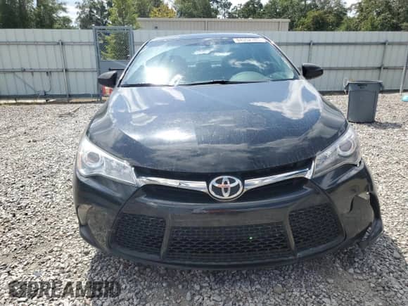 2017 Toyota Camry SE with VIN 4T1BF1FK7HU312046, listed as a Copart auction lot 84352185 with 203,261 mi miles and Salvage title. Bid and sale history available at DreamBid. Image 5.