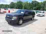 2010 Chevrolet Suburban LT z VIN 1GNUCJE08AR192831, wystawiony jako IAAI lot #42534754 z przebiegiem 165 741 mil mil oraz . Historia ofert i sprzedaży dostępna na DreamBid. Obrazek 2.