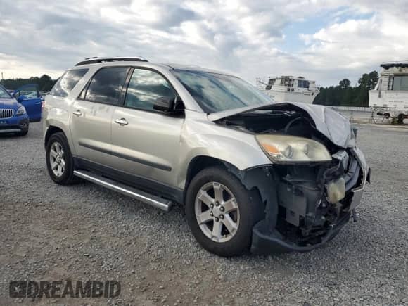 2007 Saturn Outlook XE with VIN 5GZER13717J110164, listed as a Copart auction lot 69470565 with 180,926 mi miles and Salvage title. Bid and sale history available at DreamBid. Image 4.