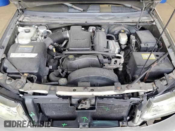 2002 Chevrolet TrailBlazer EXT LT z VIN 1GNET16S326119082, wystawiony jako Copart lot #83813225 z przebiegiem 156 961 mil mil oraz Szkoda całkowita • Salvage title. Historia ofert i sprzedaży dostępna na DreamBid. Obrazek 12.