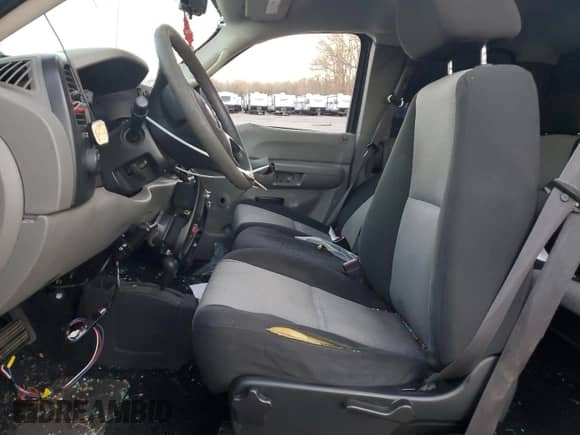 2007 Chevrolet Silverado 1500 Work Truck с VIN 2GCEK19JX71659011, выставлен на аукционе Copart как лот 82175134 с пробегом 186 503 миль миль и Списание • Salvage title. История ставок и продаж доступна на DreamBid. Изображение 7.