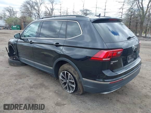 2021 Volkswagen Tiguan SE с VIN 3VV2B7AX0MM132946, выставлен на аукционе IAAI как лот 42050581 с пробегом 49 344 миль миль и . История ставок и продаж доступна на DreamBid. Изображение 3.