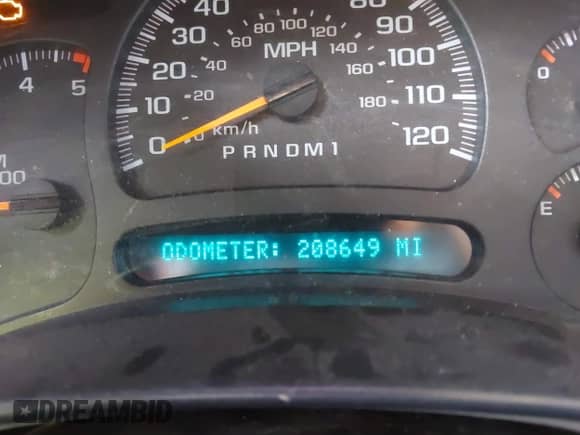 2003 Chevrolet Silverado 2500HD LS с VIN 1GCHK23153F209801, выставлен на аукционе IAAI как лот 41305865 с пробегом 208 649 миль миль и . История ставок и продаж доступна на DreamBid. Изображение 15.