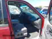 2002 Ford F-150 XLT z VIN 1FTRW07692KB55914, wystawiony jako IAAI lot #43203421 z przebiegiem 172 352 mil mil oraz . Historia ofert i sprzedaży dostępna na DreamBid. Obrazek 5.