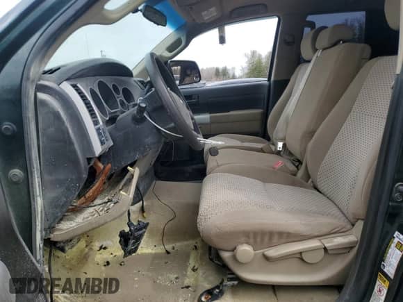 2008 Toyota Tundra с VIN 5TBRT541X8S458645, выставлен на аукционе Copart как лот 51955985 с пробегом Не указан миль и Чистый • Clean title. История ставок и продаж доступна на DreamBid. Изображение 7.