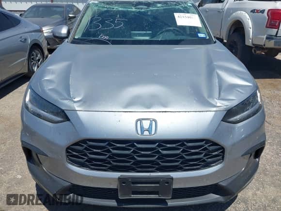 2025 Honda HR-V LX с VIN 3CZRZ1H37SM711335, выставлен на аукционе IAAI как лот 42934011 с пробегом Не указан миль и . История ставок и продаж доступна на DreamBid. Изображение 6.
