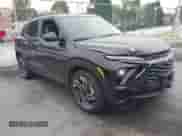2025 Chevrolet TrailBlazer RS с VIN KL79MTSL8SB104177, выставлен на аукционе IAAI как лот 42455162 с пробегом 9 313 миль миль и . История ставок и продаж доступна на DreamBid. Изображение 1.