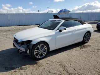 2017 Mercedes-Benz C 300 с VIN WDDWK4JB5HF503825, выставлен на аукционе Copart как лот 56378095 с пробегом 66 290 миль миль и Списание • Salvage title. История ставок и продаж доступна на DreamBid. Изображение 1.