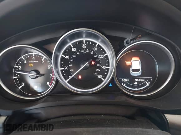 2024 Mazda CX-5 S Preferred z VIN JM3KFBCM8R0385569, wystawiony jako IAAI lot #42883633 z przebiegiem 9 613 mil mil oraz . Historia ofert i sprzedaży dostępna na DreamBid. Obrazek 7.