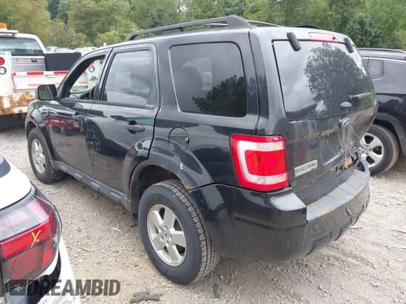 2011 Ford Escape XLT с VIN 1FMCU9D7XBKA48489, выставлен на аукционе IAAI как лот 43001852 с пробегом 156 204 миль миль и . История ставок и продаж доступна на DreamBid. Изображение 3.