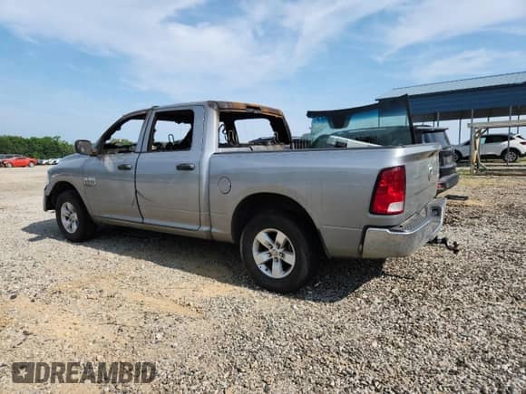 2021 Ram 1500 Tradesman z VIN 3C6RR7KG0MG713876, wystawiony jako Copart lot #61657235 z przebiegiem Nie podano mil oraz Nie do naprawy • Non repairable. Historia ofert i sprzedaży dostępna na DreamBid. Obrazek 2.