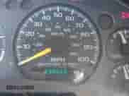 2000 Chevrolet Blazer LS with VIN 1GNDT13W1Y2252961, listed as a IAAI auction lot 42846254 with 298,056 mi miles and . Bid and sale history available at DreamBid. Image 15.