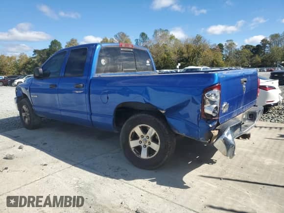 2008 Dodge 1500 SLT with VIN 1D7HA18288S520528, listed as a Copart auction lot 81799815 with 435,833 mi miles and Salvage title. Bid and sale history available at DreamBid. Image 2.