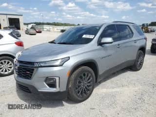 2023 Chevrolet Traverse RS z VIN 1GNERJKW3PJ239993, wystawiony jako Copart lot #70573875 z przebiegiem 21 670 mil mil oraz Szkoda całkowita • Salvage title. Historia ofert i sprzedaży dostępna na DreamBid. Obrazek 1.