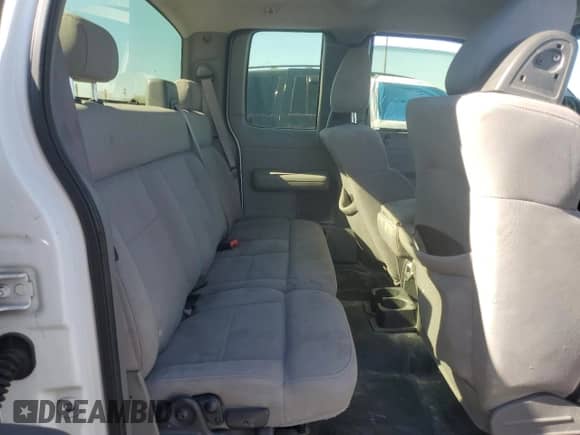 2005 Ford F-150 STX z VIN 1FTRX02W75KB65639, wystawiony jako Copart lot #82519815 z przebiegiem 151 351 mil mil oraz Szkoda całkowita • Salvage title. Historia ofert i sprzedaży dostępna na DreamBid. Obrazek 10.