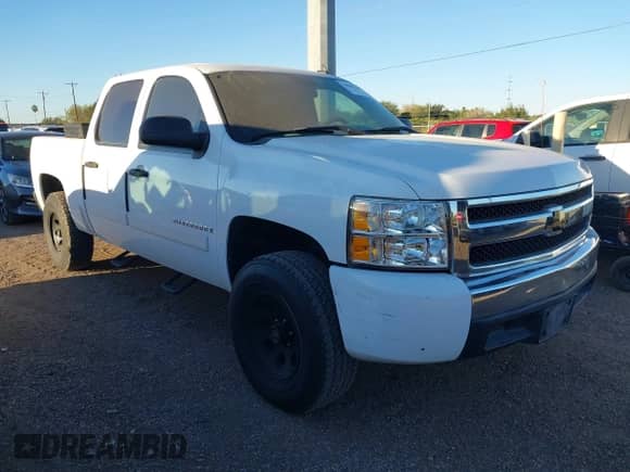 2007 Chevrolet Silverado 1500 Work Truck z VIN 3GCEC13C87G549055, wystawiony jako IAAI lot #43581764 z przebiegiem 120 430 mil mil oraz . Historia ofert i sprzedaży dostępna na DreamBid. Obrazek 1.