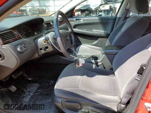 2013 Chevrolet Impala LS с VIN 2G1WF5E33D1115915, выставлен на аукционе Copart как лот 81324985 с пробегом 127 890 миль миль и Списание • Salvage title. История ставок и продаж доступна на DreamBid. Изображение 7.