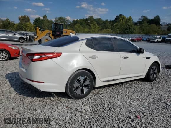2015 Kia Optima LX z VIN KNAGM4A79F5635426, wystawiony jako Copart lot #71906345 z przebiegiem Nie podano mil oraz Szkoda całkowita • Salvage title. Historia ofert i sprzedaży dostępna na DreamBid. Obrazek 3.