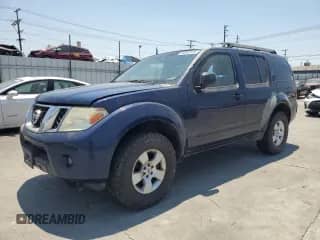 2009 Nissan Pathfinder LE z VIN 5N1AR18B79C604755, wystawiony jako Copart lot #63949105 z przebiegiem 166 433 mil mil oraz Szkoda całkowita • Salvage title. Historia ofert i sprzedaży dostępna na DreamBid. Obrazek 1.