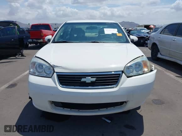 2008 Chevrolet Malibu Classic LT z VIN 1G1ZT58N18F120161, wystawiony jako IAAI lot #42181341 z przebiegiem 92 157 mil mil oraz . Historia ofert i sprzedaży dostępna na DreamBid. Obrazek 12.