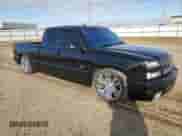 2003 Chevrolet Silverado SS с VIN 2GCEK19N631366266, выставлен на аукционе Copart как лот 79645644 с пробегом 146 791 миль миль и Списание • Salvage title. История ставок и продаж доступна на DreamBid. Изображение 4.