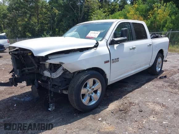 2016 Ram 1500 Lone Star z VIN 1C6RR6LT4GS241720, wystawiony jako IAAI lot #43158166 z przebiegiem 239 746 mil mil oraz . Historia ofert i sprzedaży dostępna na DreamBid. Obrazek 2.