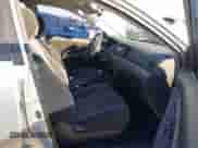 2005 Toyota Corolla CE z VIN 1NXBR32E55Z541422, wystawiony jako IAAI lot #43420987 z przebiegiem 45 013 mil mil oraz . Historia ofert i sprzedaży dostępna na DreamBid. Obrazek 5.