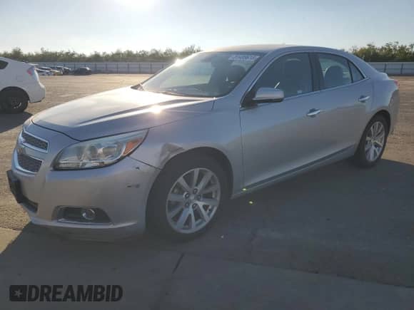 2013 Chevrolet Malibu LTZ с VIN 1G11H5SA3DF302765, выставлен на аукционе Copart как лот 81489615 с пробегом 99 196 миль миль и Списание • Salvage title. История ставок и продаж доступна на DreamBid. Изображение 1.