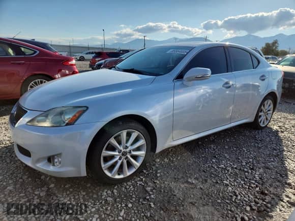 2009 Lexus IS 250 z VIN JTHCK262995028745, wystawiony jako Copart lot #85564805 z przebiegiem 152 742 mil mil oraz Szkoda całkowita • Salvage title. Historia ofert i sprzedaży dostępna na DreamBid. Obrazek 1.