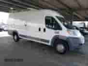 2017 Ram ProMaster Cargo z VIN 3C6URVJG5HE539790, wystawiony jako Copart lot #51318385 z przebiegiem 118 490 mil mil oraz Szkoda całkowita • Salvage title. Historia ofert i sprzedaży dostępna na DreamBid. Obrazek 4.
