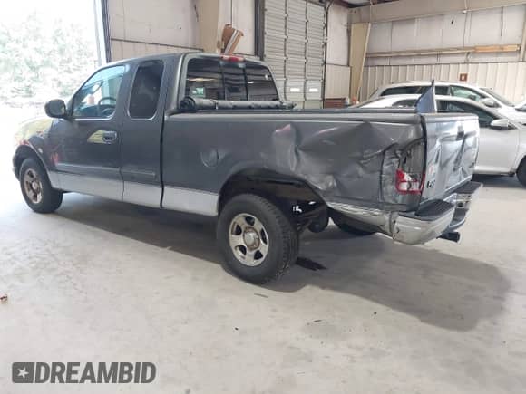2002 Ford F-150 XL with VIN 1FTRX17292NC01028, listed as a IAAI auction lot 43277265 with Not provided miles and . Bid and sale history available at DreamBid. Image 3.