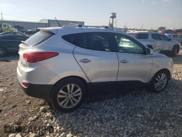 2012 Hyundai Tucson GLS z VIN KM8JU3AC9CU354398, wystawiony jako Copart lot #84408225 z przebiegiem 159 585 mil mil oraz Szkoda całkowita • Salvage title. Historia ofert i sprzedaży dostępna na DreamBid. Obrazek 3.