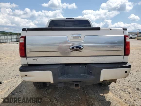 2013 Ford F-250 XL z VIN 1FT7W2BT6DEB17185, wystawiony jako Copart lot #66413255 z przebiegiem 146 928 mil mil oraz Szkoda całkowita • Salvage title. Historia ofert i sprzedaży dostępna na DreamBid. Obrazek 6.